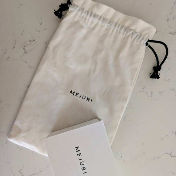 14k Yellow Gold Mejuri Sphere Studs $118 Pouch, Box, Bag, Papers Balls Earrings - Picture 5 of 6